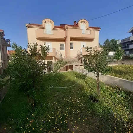 Apartman Dimaco *